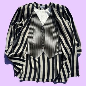 Perceptions Multi Layer Power Suit Top                   Vintage 1980's
Size: 10